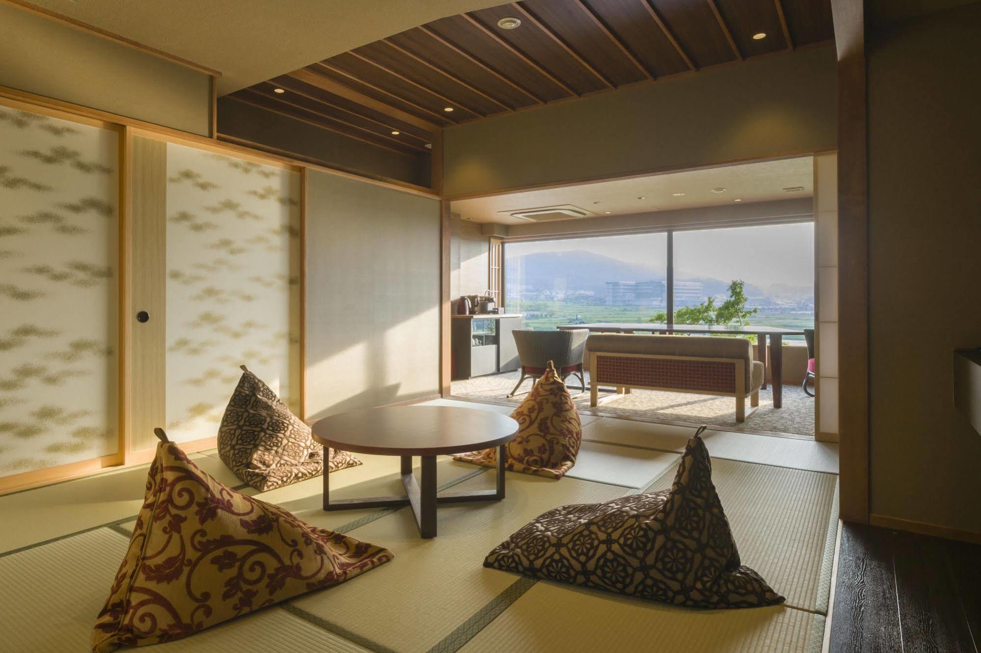 فندق Fujisan Onsen Bessho Sasa فوجيوشيدا المظهر الخارجي الصورة